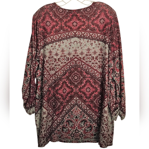 C EST. 1946 Ruched Front/Sleeves Dark Pink/Grey Floral Embellished Tunic Top-3X - Picture 2 of 8